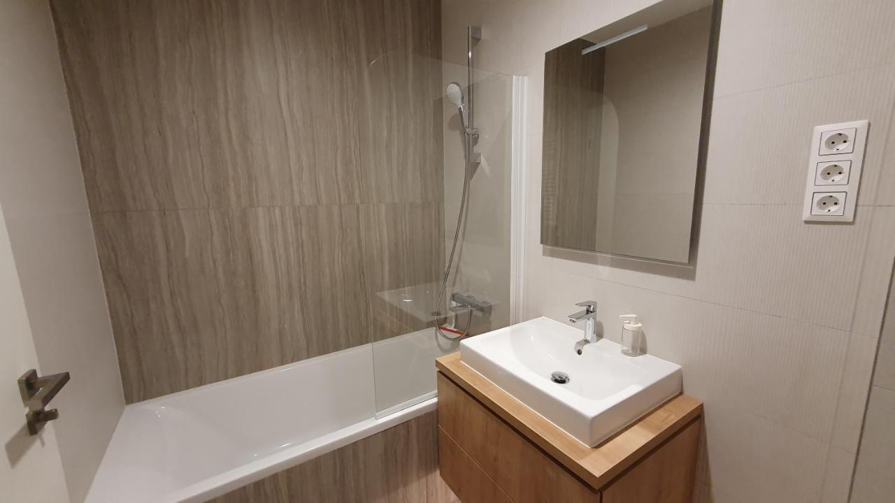 Napfény Resort Exclusive Balatonlelle Esterno foto